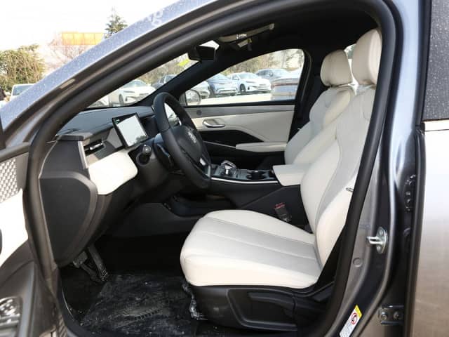 BYD Qin III DM-i 1.5hyb CVT
