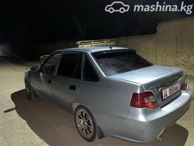 Daewoo Nexia I Рестайлинг 1.6 MT