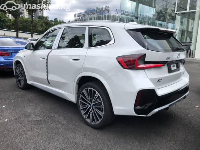 BMW X1 III (U11/U12) 25Li xDrive 2.0 AMT 4WD