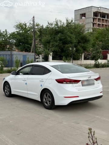 Hyundai Avante VI 1.6 AT