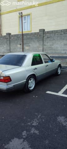 Mercedes-Benz E-Класс I (W124) 320 3.2 AT