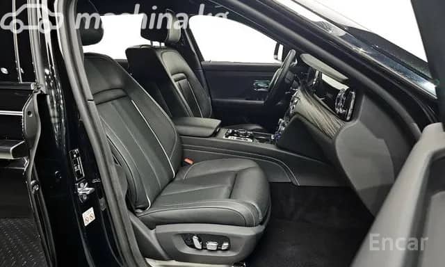 Rolls-Royce Ghost II 6.8 AT 4WD