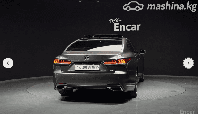 Lexus LS V 500 3.4 AT 4WD