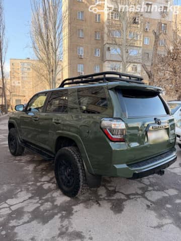 Toyota 4Runner V Рестайлинг 4.0 AT 4WD