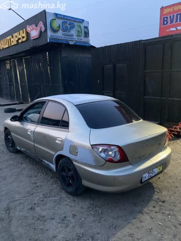 Kia Rio I 1.5 MT