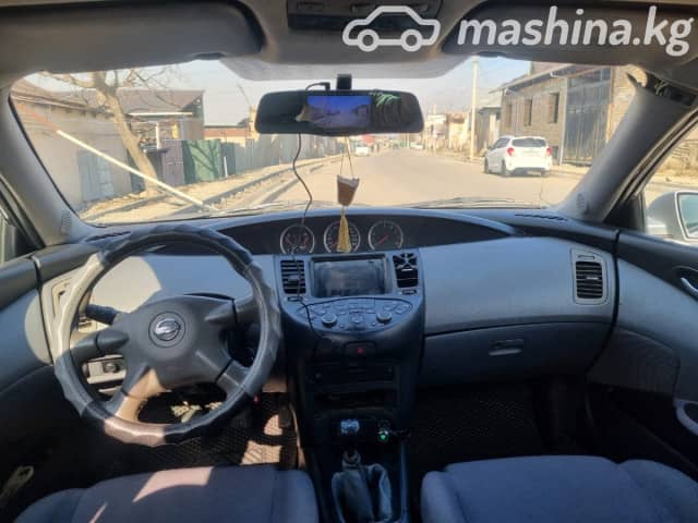 Nissan Primera III (P12) 1.6 MT