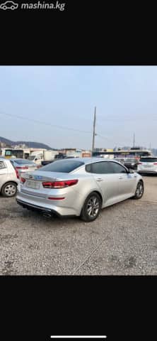 Kia K5 III LPi 2.0 AT