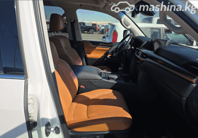Lexus LX III Рестайлинг 2 570 5.7 AT 4WD