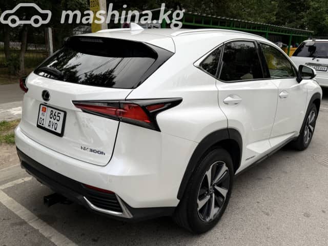 Lexus NX I Рестайлинг 300h 2.5hyb CVT 4WD