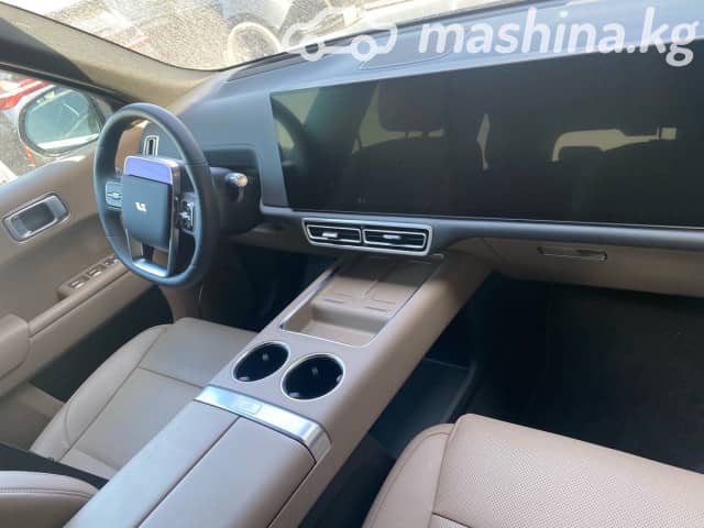 LiXiang L8 Рестайлинг 1.5hyb AT 4WD