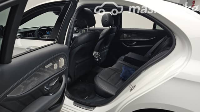 Mercedes-Benz E-Класс AMG V (W213) Рестайлинг 53 AMG 3.0 AT 4WD