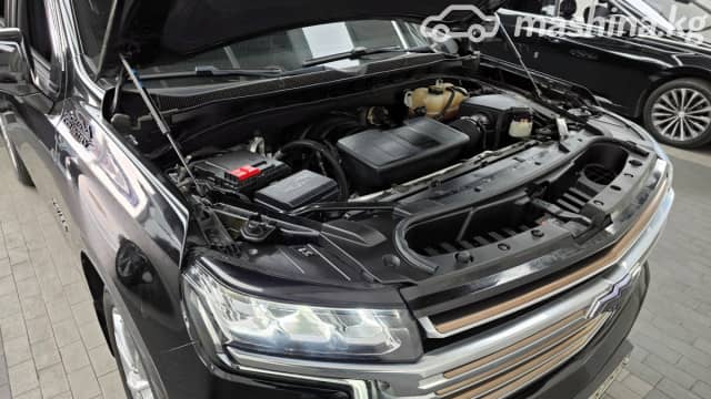Chevrolet Tahoe V 6.2 AT 4WD