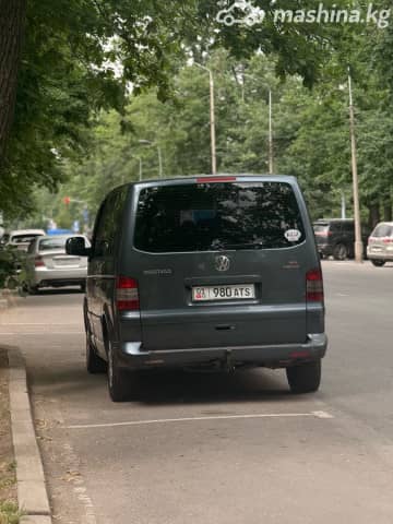 Volkswagen Multivan T5 2.5d MT 4WD