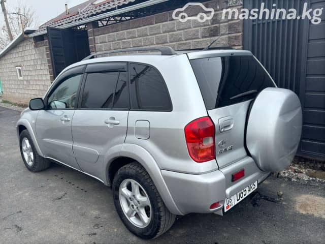 Toyota RAV4 II (XA20) Рестайлинг 2.0 AT 4WD