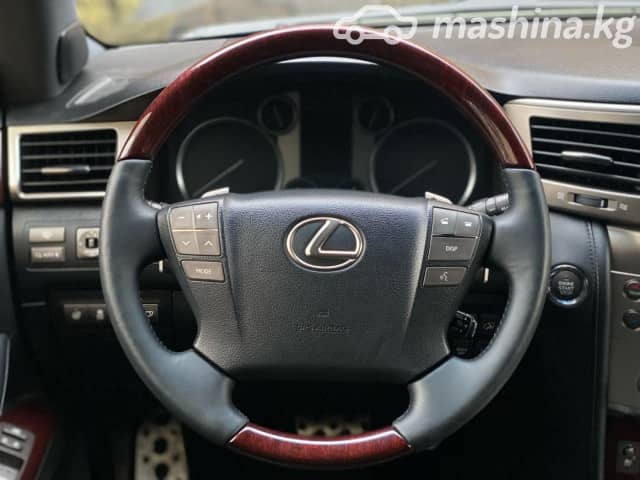 Lexus LX III Рестайлинг 570 5.7 AT 4WD