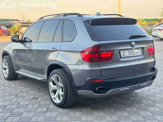 BMW X5 II (E70) 48i 4.8 AT 4WD