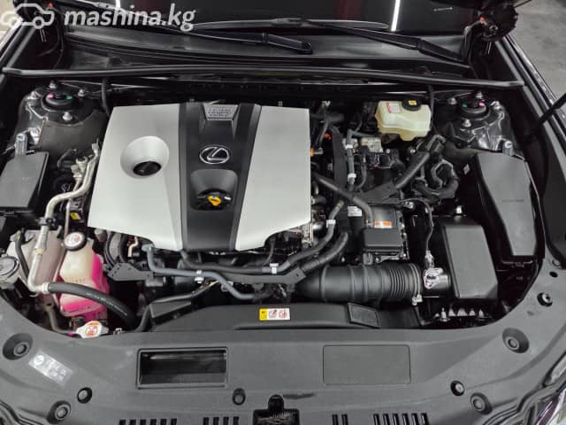 Lexus ES VII 300h 2.5hyb CVT