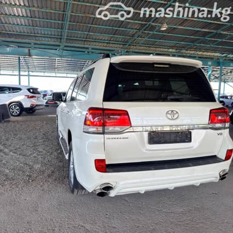 Toyota Land Cruiser 200 Series Рестайлинг 2 4.5d AT 4WD