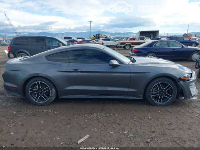 Ford Mustang VI Рестайлинг 2.3 AT