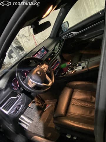 BMW 7 серии VI (G11/G12) 750i 4.4 AT
