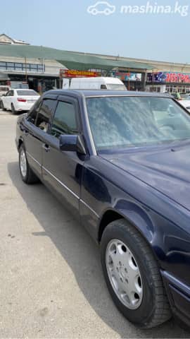 Mercedes-Benz E-Класс I (W124) 320 3.2 AT