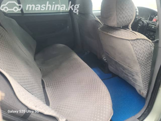 Hyundai Elantra III (XD2) Рестайлинг 1.6 MT