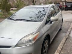 Toyota Prius III (XW30) 1.8hyb AT