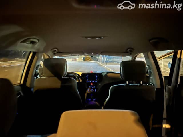 Hyundai Santa Fe III Рестайлинг 2.4 AT