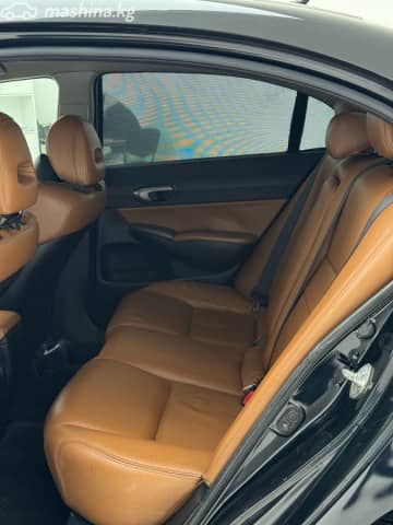 Honda Civic VIII Рестайлинг Hybrid 1.3hyb CVT
