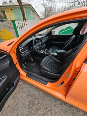 Kia K5 II 2.0 AT