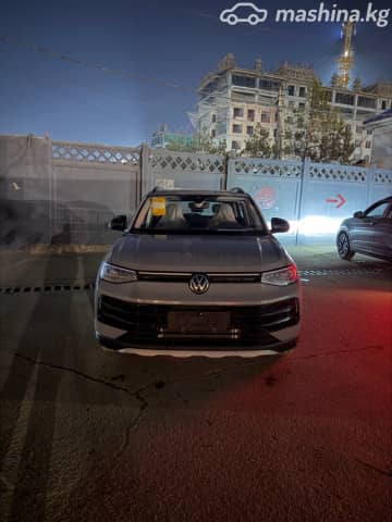 Volkswagen Tharu XR 300 TSI 1.5 AMT