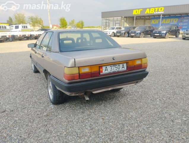 Audi 100 III (C3) 2.4 MT