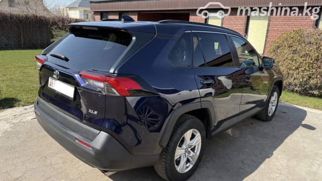 Toyota RAV4 V (XA50) 2.5 AT