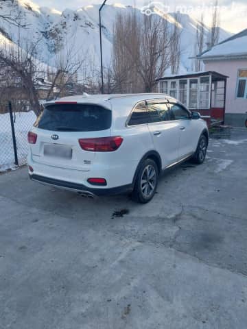 Kia Sorento III Prime Рестайлинг 2.2d AT 4WD