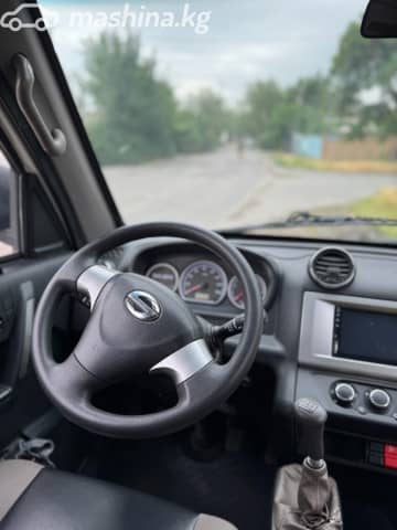 Isuzu NKR