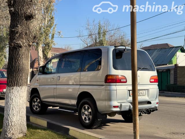 Mitsubishi Delica IV 3.0 AT 4WD