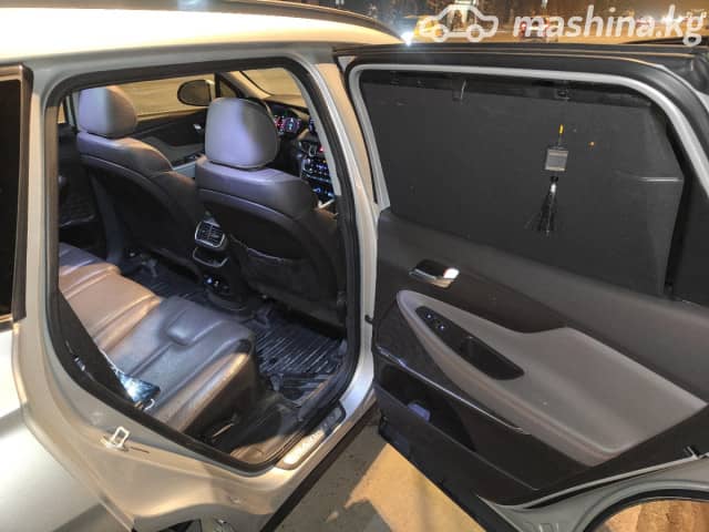 Hyundai Santa Fe IV 2.4 AT