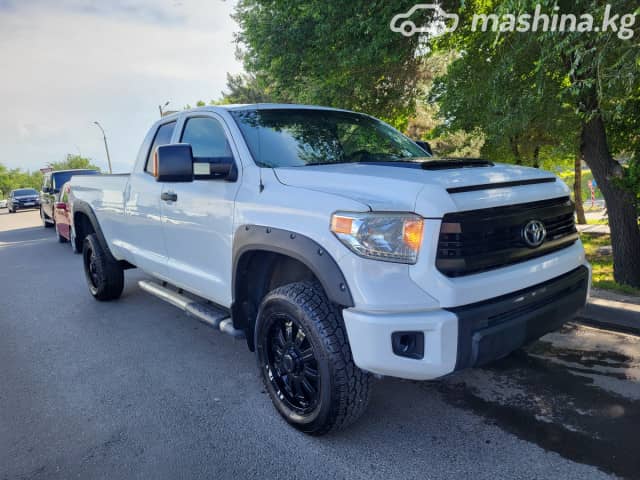 Toyota Tundra II Рестайлинг Double Cab 5.7 AT 4WD