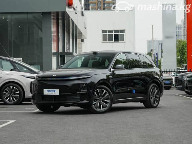 LiXiang L7 Рестайлинг 1.5hyb AT 4WD