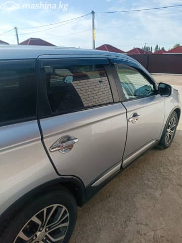 Mitsubishi Outlander III Рестайлинг 2 2.4 CVT 4WD