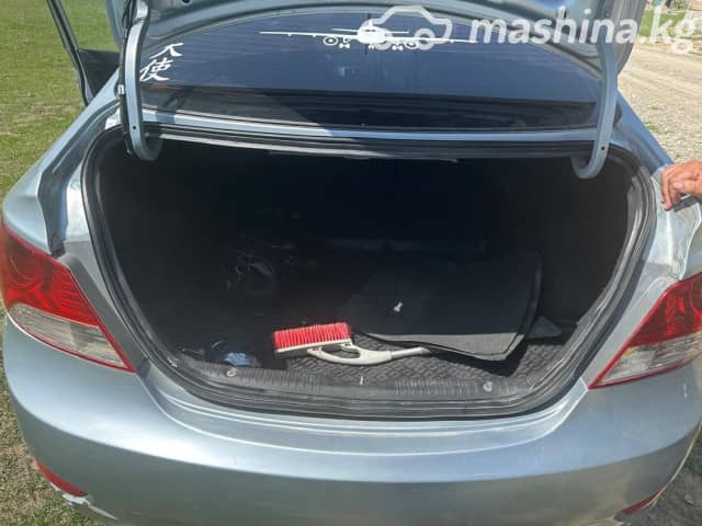 Hyundai Solaris I 1.4 MT