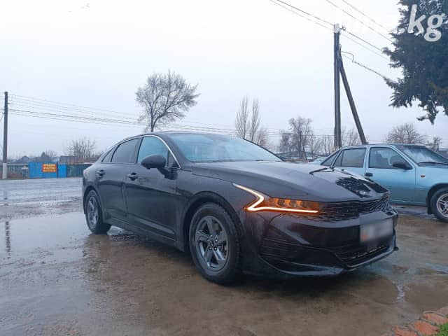 Kia K5 III 1.6 AT