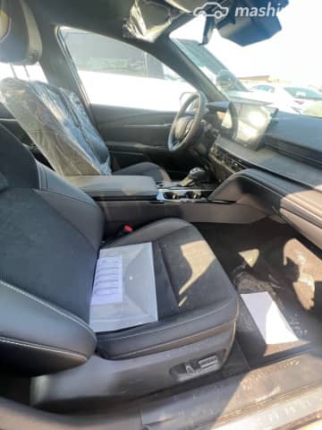 Toyota Camry IX (XV80) China Market 2.0hyb CVT