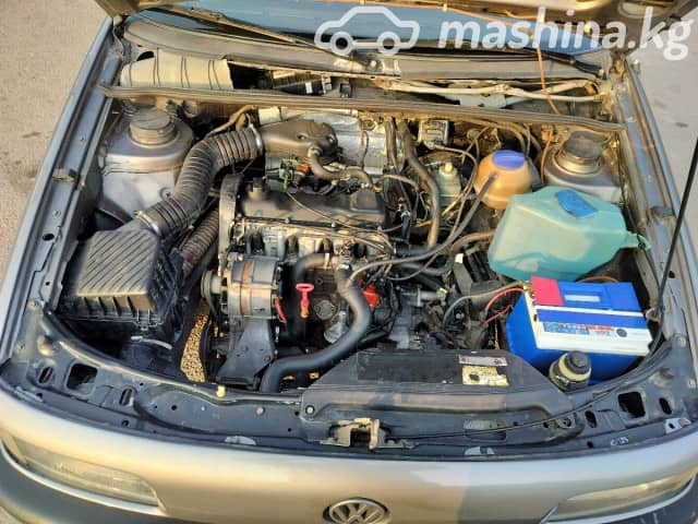 Volkswagen Passat B3 1.8 MT