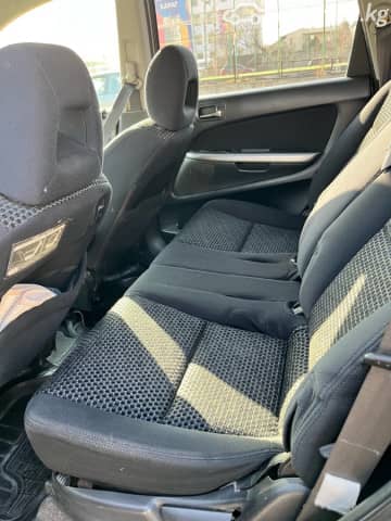 Honda Stream I Рестайлинг 1.7 AT