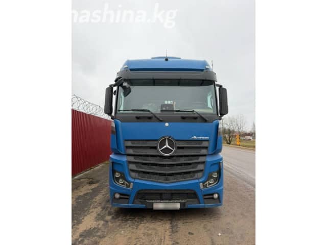 Mercedes-Benz 8x4