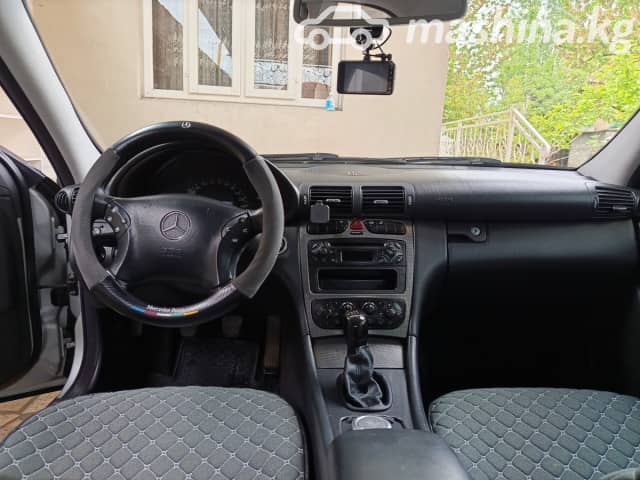 Mercedes-Benz C-Класс II (W203) 180 1.8 MT