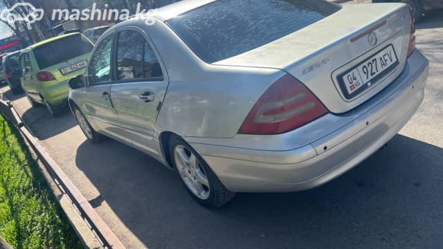 Mercedes-Benz C-Класс II (W203) 180 2.0 AT