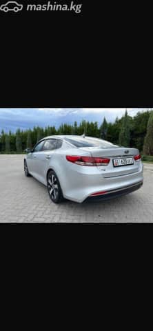 Kia K5 II 2.0 AT