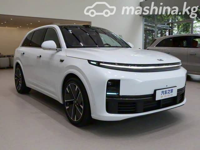 LiXiang L7 Рестайлинг 1.5hyb AT 4WD